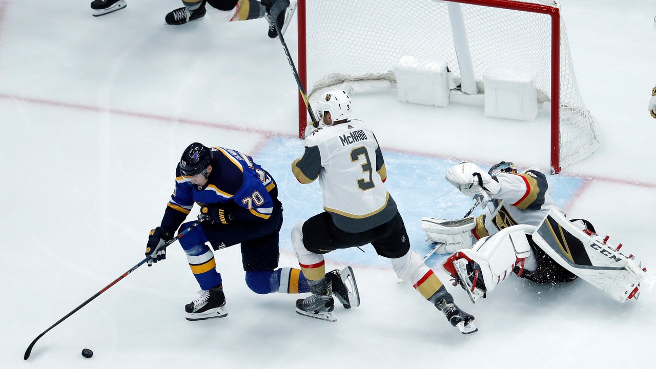 Sundqvist’s 2 rare goals send Blues past Golden Knights 5-3